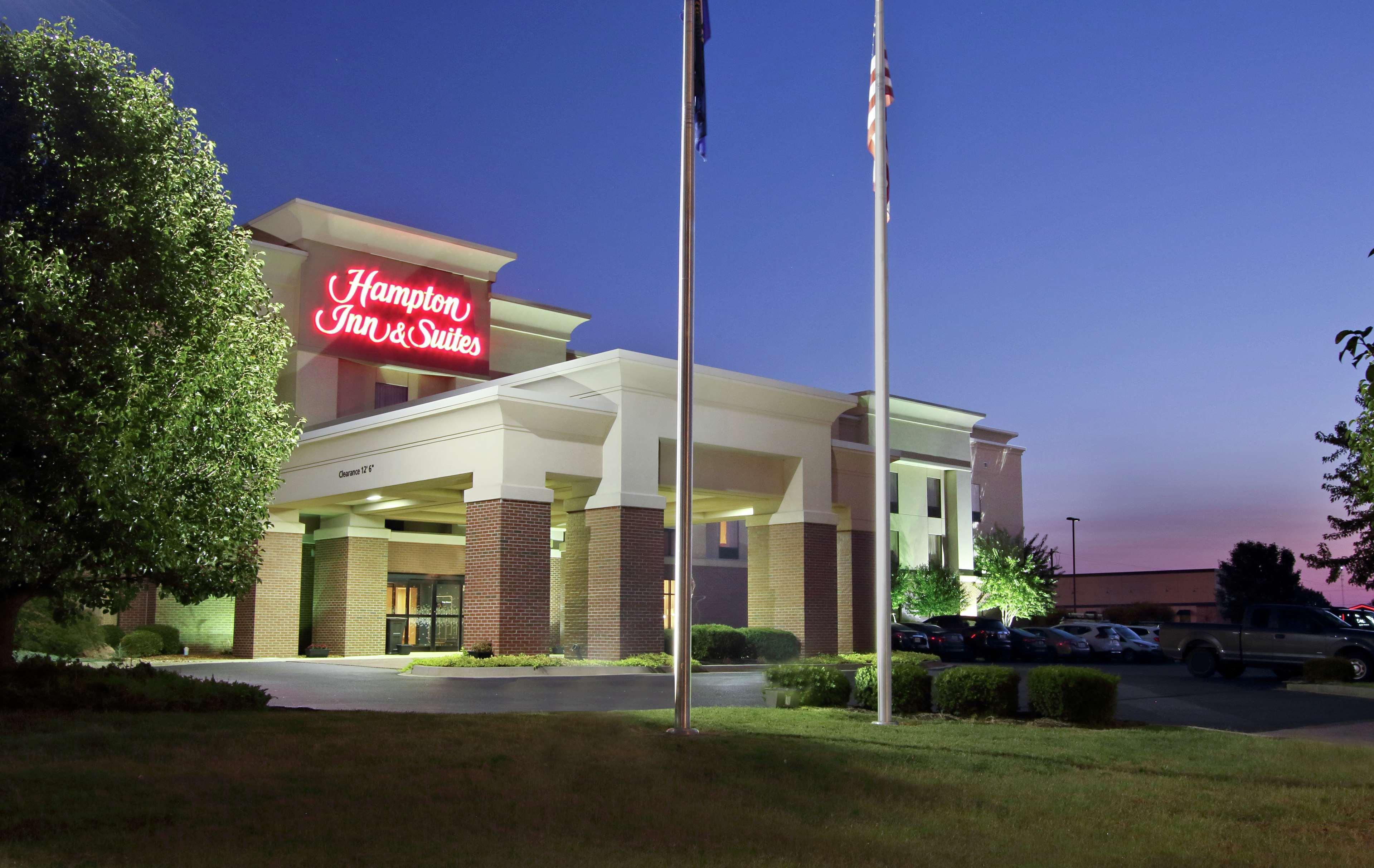 Hampton Inn & Suites Murray Bagian luar foto